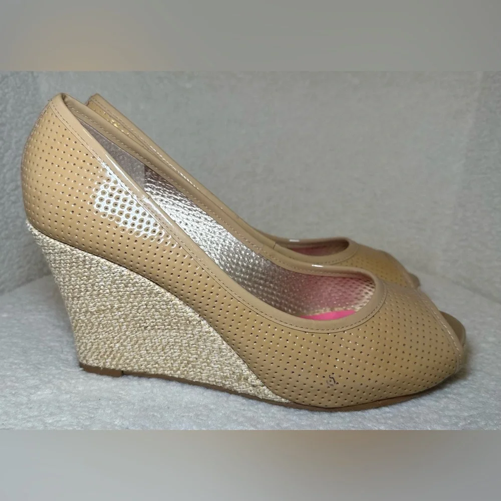 Lilly Pulitzer wedge peep toe heel shoes tan beige espadrille summer‎ beach 8.5